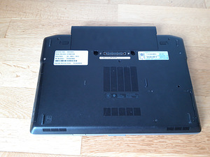 Dell Latitude E6420 - i5-gen2/8GB/SSD120GB (8 foto / 9)