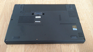 Lenovo ThinkPad X240 - i7-gen4/8GB/SSD128GB/FullHD/3G (7 foto / 8)
