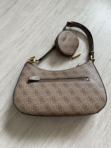 Сумка Guess (2 фото из 3)