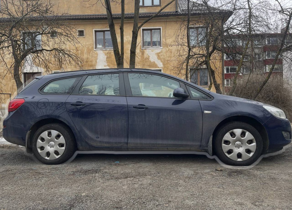 Auto värvimine