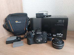 Olympus OM-D E-M10 Mark IV + M.ZUIKO DIGITAL ED 14-42mm (1 foto / 7)