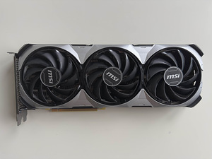 MSI RTX 4070 VENTUS 3X OC (1 foto / 3)