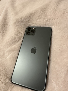 iPhone 11 про макс, 256гб (1 фото из 3)
