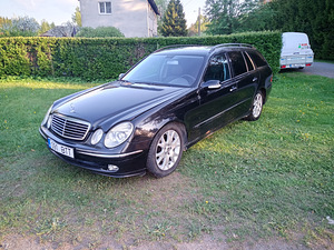 MERCEDES-BENZ E 320 CDI (2 foto / 8)