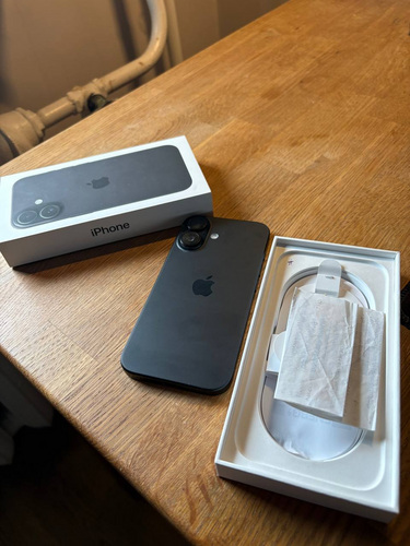 iPhone 16 – lukustatud (varuosadeks)