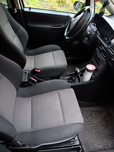 Opel zafira 2.2 108kw (9 foto / 14)