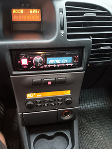 Opel zafira 2.2 108kw (10 foto / 14)