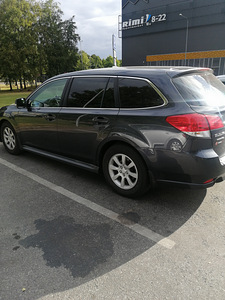 SUBARU LEGACY 2011 (2 фото из 3)