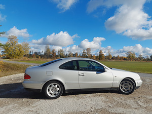 Mercedes-benz clk-230 (6 foto / 9)