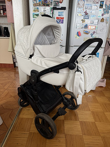 Коляска 2 в 1 Yunama Enzo, белая (1 фото из 10)