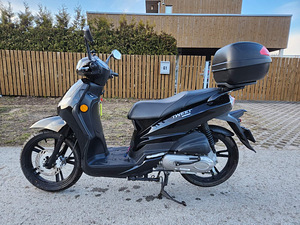 Пежо твит 2kw (6 фото из 6)