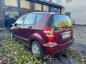 Varuosadeks Mercedes-Benz A160 (3 foto / 8)
