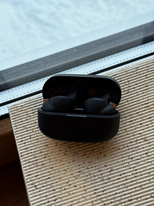 Sony WF-1000XM4 kõrvaklapid (6 foto / 6)