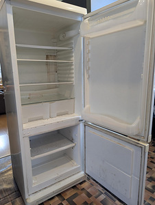 Töökorras Külmkapp Zanussi 160cm (2 foto / 2)