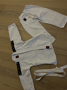 Дзюдо кимоно (2 фото из 4)
