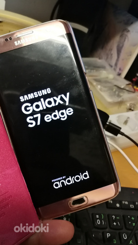 Samsung Galaxy S7 EDGE (фото #7)