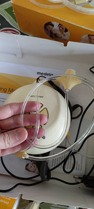 Medela Maxi Swing rinnapump, rinnahoidja !, lisapudelid jt (3 foto / 7)