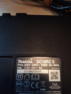 Makita DC18RC S (2 foto / 2)