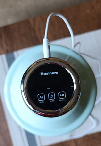 Resiners AirLess Resin Bubble Removal machine (3 фото из 7)