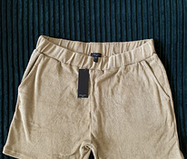 Uued shortid, L suurus. New Look brand. New Shorts L size.