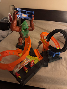 Gorilla rada Hot Wheels (1 foto / 1)