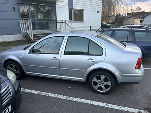 VW BORA 2003 1.6 75kW (4 foto / 9)