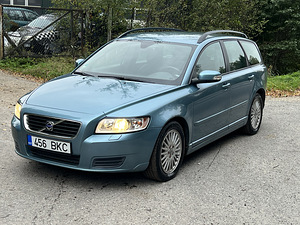 Volvo v50 (2 фото из 6)