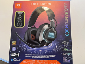 JBL QUANTUM 800 (1 фото из 5)