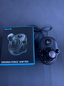 Logitech Driving Force Shifter (один из единственных доступн