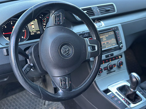 Volkswagen CC 2.0 Disel (8 foto / 10)