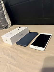 Apple iPhone 8 Plus 256 ГБ (1 фото из 5)