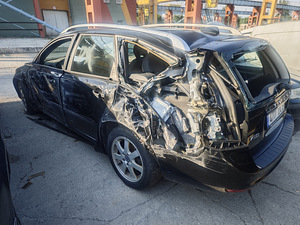 VOLVO V50 varuosadeks (5 foto / 5)