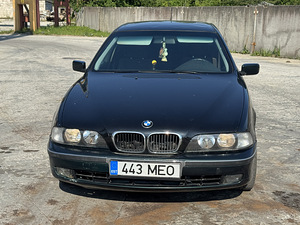 BMW e39 520i (2 foto / 6)