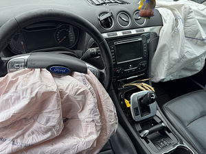 Ford s-max (8 foto / 8)