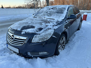 Opel Insignia (1 фото из 8)