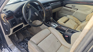 Audi s8 varuosadeks (10 foto / 10)