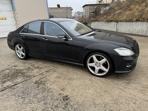 Mercedes w221 s550 (5 foto / 10)