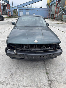 BMW e34 на запчасти (1 фото из 7)