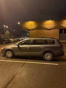 Volkswagen Passat b6 1.9 (4 foto / 9)