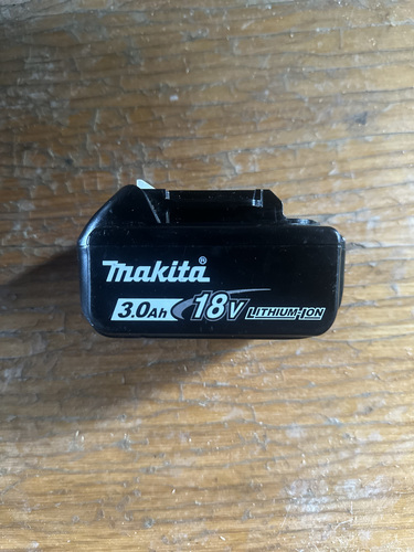 Аккумулятор Makita 3.0Ah