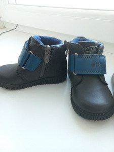 Kingad demi suurus 22. 2 paari 5€ eest (6 foto / 6)
