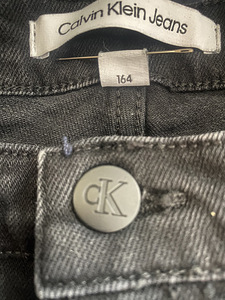 Джинсовые шорты Calvin Klein Jeans (3 фото из 3)