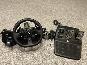 Logitech G923 Steering Wheel + Shifter (Xbox version) (1 foto / 5)