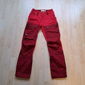 Fjällraven püksid W EU 34 (1 foto / 2)