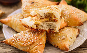 Isetehtud puff samsa (1 foto / 1)