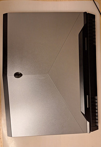 Mänguri sülearvuti Alienware 17 r4 (2 foto / 2)