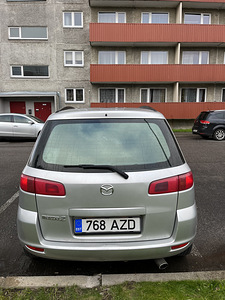 Mazda 2 1.4 bensiin, automaat, 2004. (3 foto / 6)