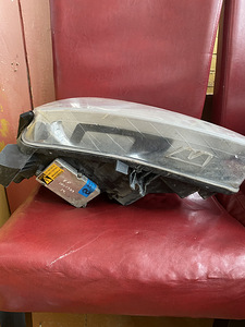 Nissan Qashqai xenon 2009 esituled (4 foto / 7)