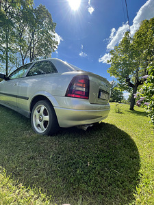 Opel astra 1.6L v8 2002 (2 foto / 11)