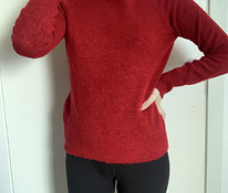 Теплый, бордовый свитер на осень